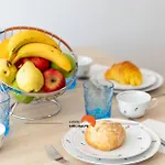 #209 Modern Bright & Stylish