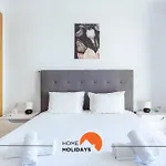 #209 Modern Bright & Stylish *