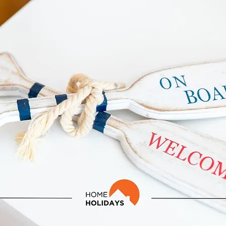 #209 Lumina Flat By Holidays *