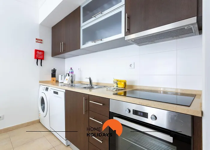 #209 Modern Bright & Stylish Apartament