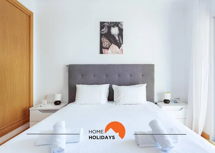 #209 Modern Bright & Stylish *