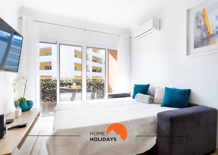 #209 Modern Bright & Stylish